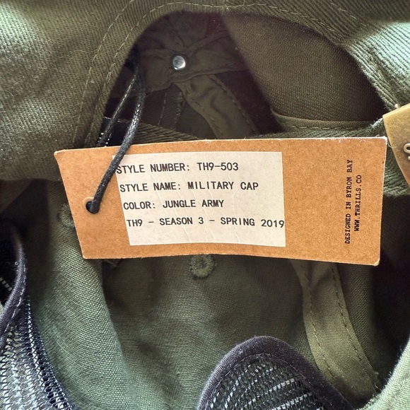 Vintage-Inspired Military Cap in Jungle
Army Green - Thrills Co.vintage - Picture 3 of 4